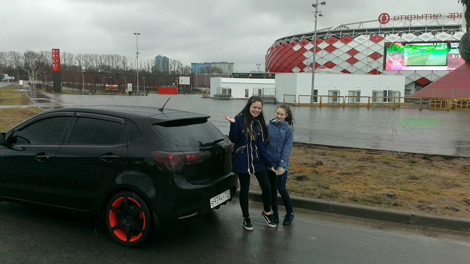 Это мои детишки. Со мной на флешмоб ездили — KIA Rio 5-door (3G)