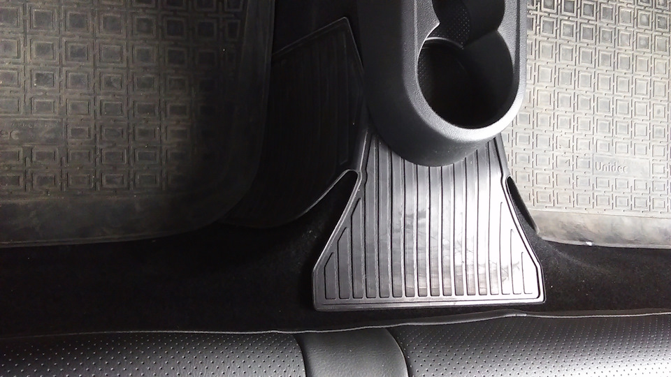 Фото в бортжурнале Skoda Rapid (1G)