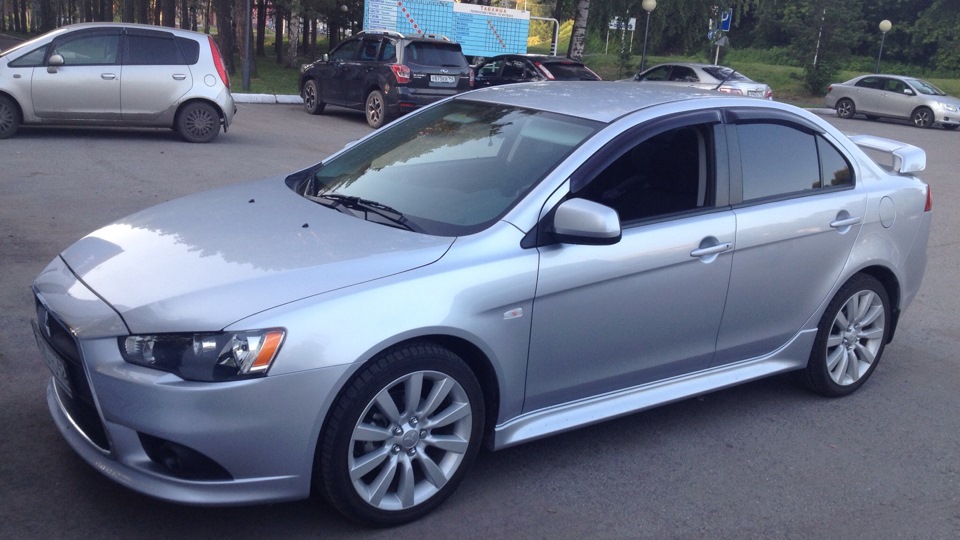 Mitsubishi Lancer AVD