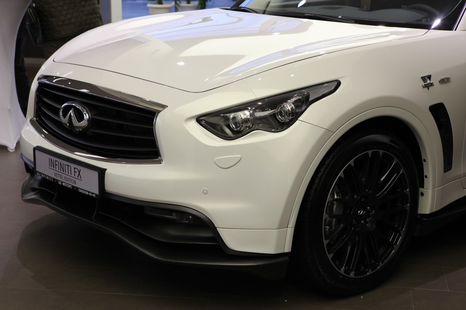 2 — Infiniti FX (2G)