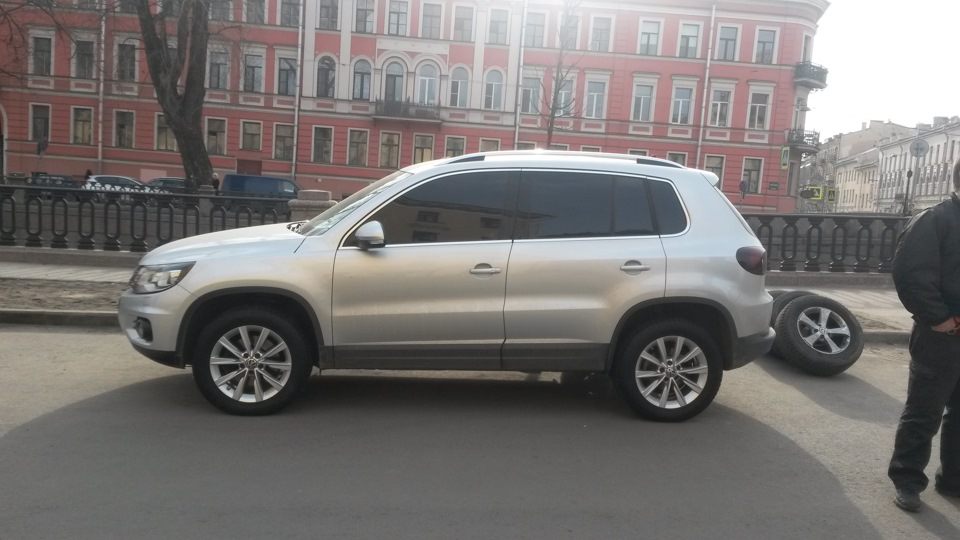 Фото в бортжурнале Volkswagen Tiguan (1G)