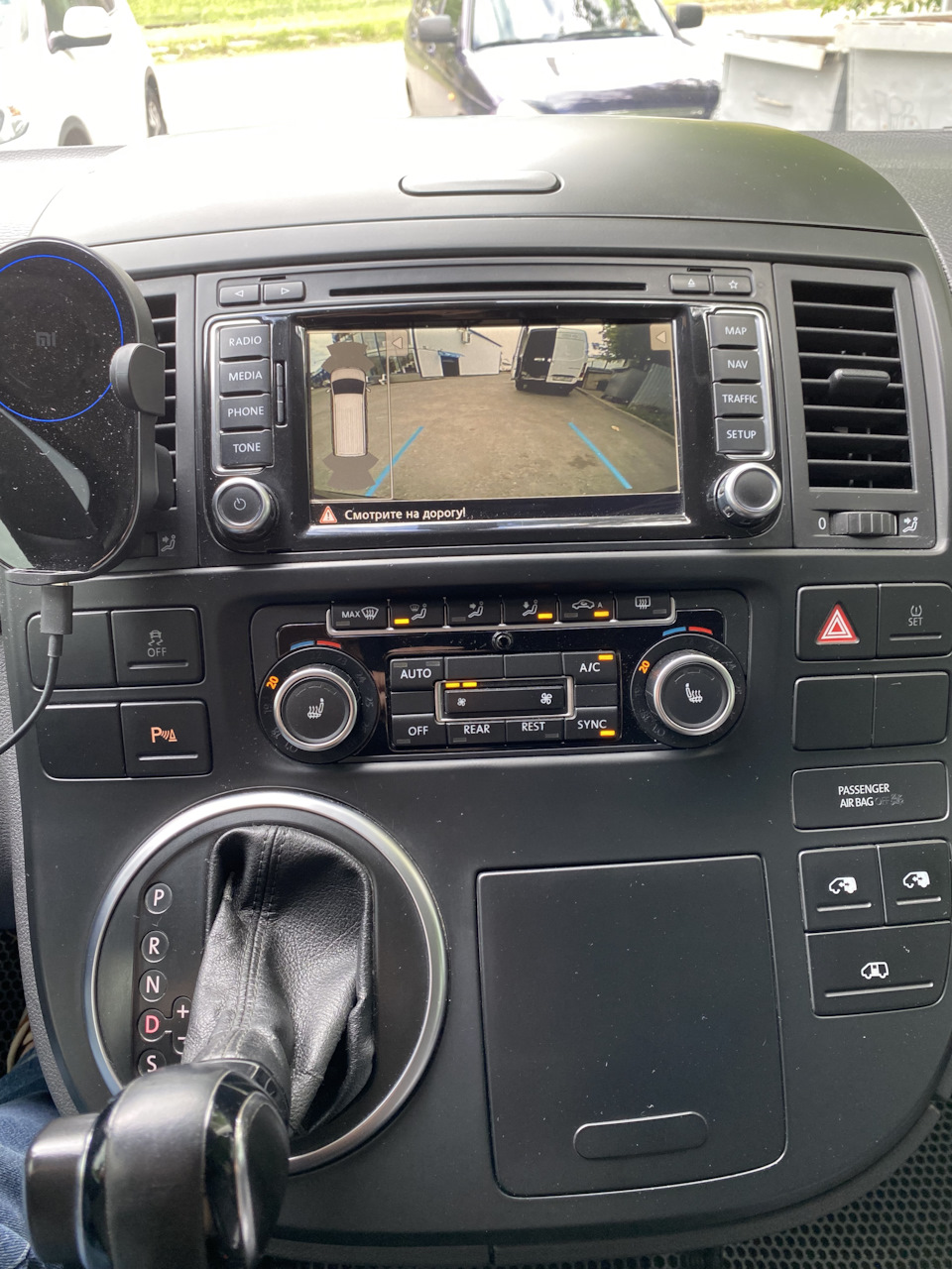 Фото в бортжурнале Volkswagen Multivan (T5)