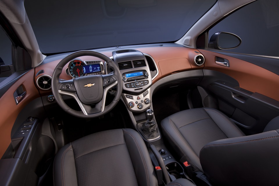 3 кнопки — Chevrolet Aveo Sedan (2G)