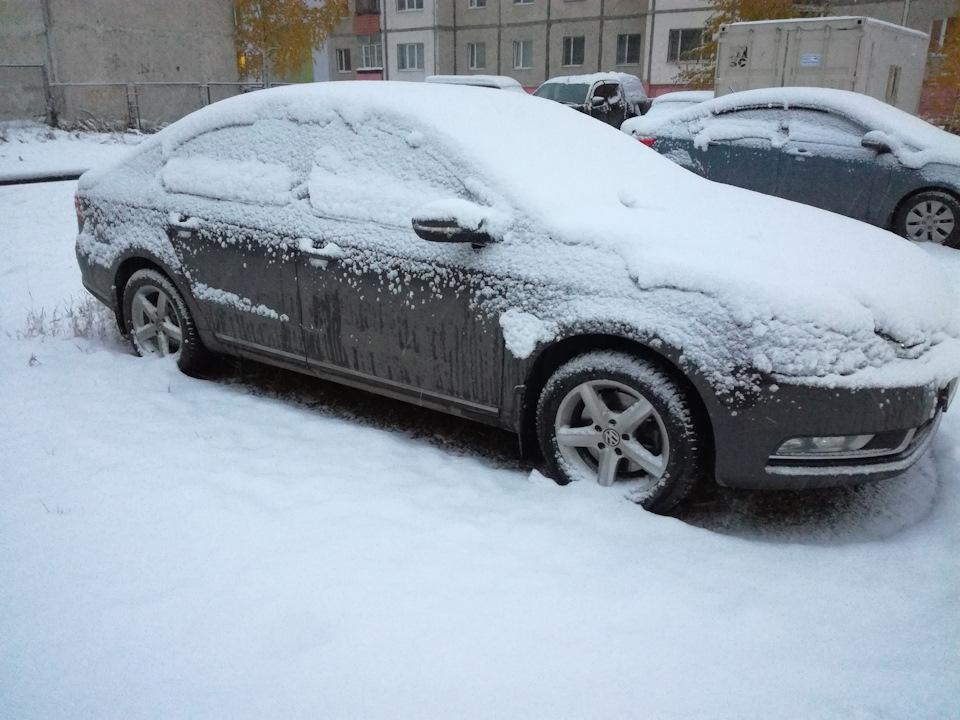 И снег не кончается… — Volkswagen Passat B7