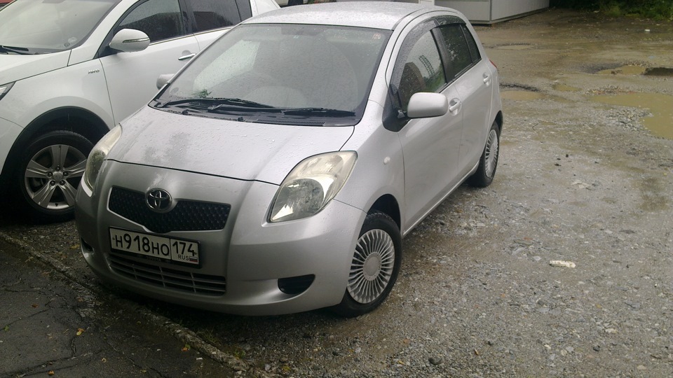 Toyota Vitz Женский Танчик