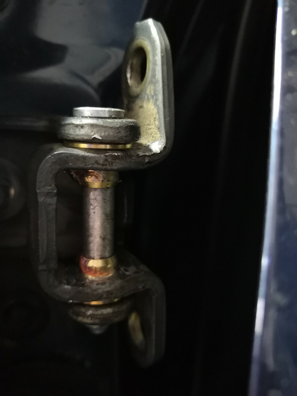 Фото в бортжурнале Nissan Almera Classic (B10)