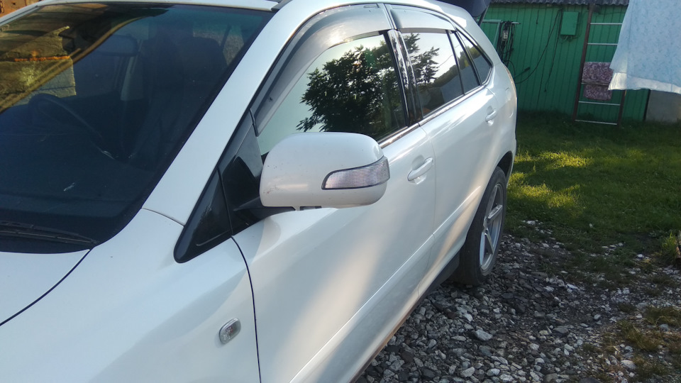 Фото в бортжурнале Toyota Harrier (2G)