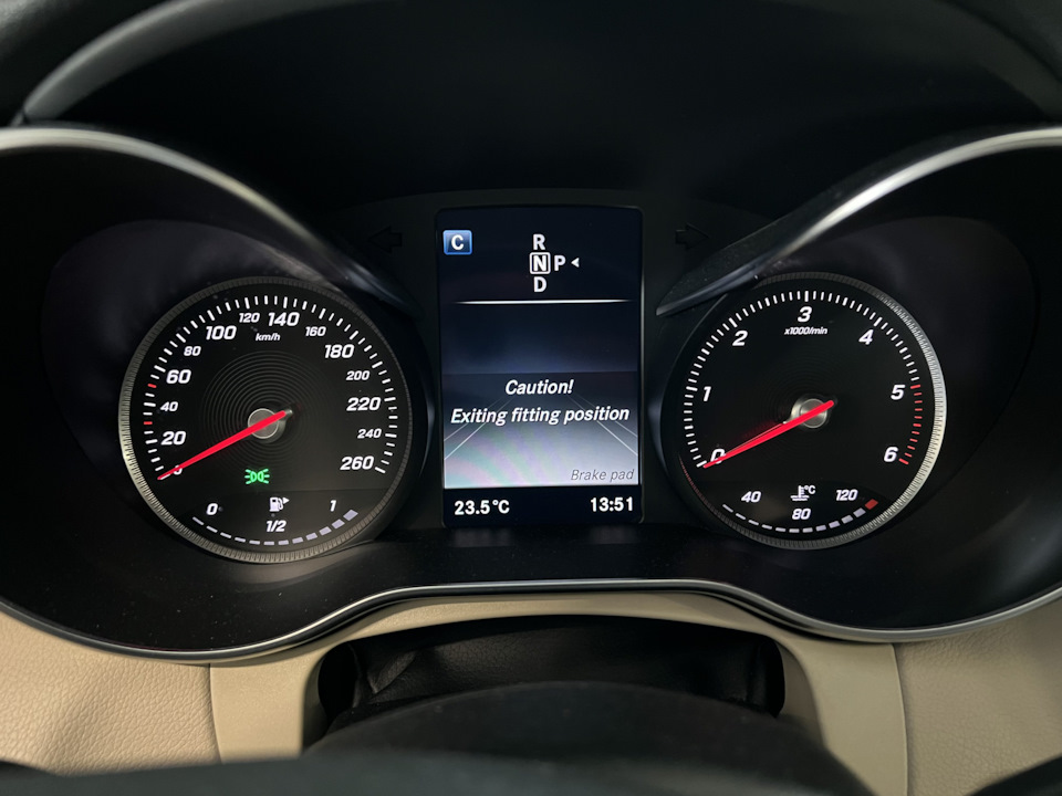 после замены сводим обратно — Mercedes-Benz C-Class Estate (S205)
