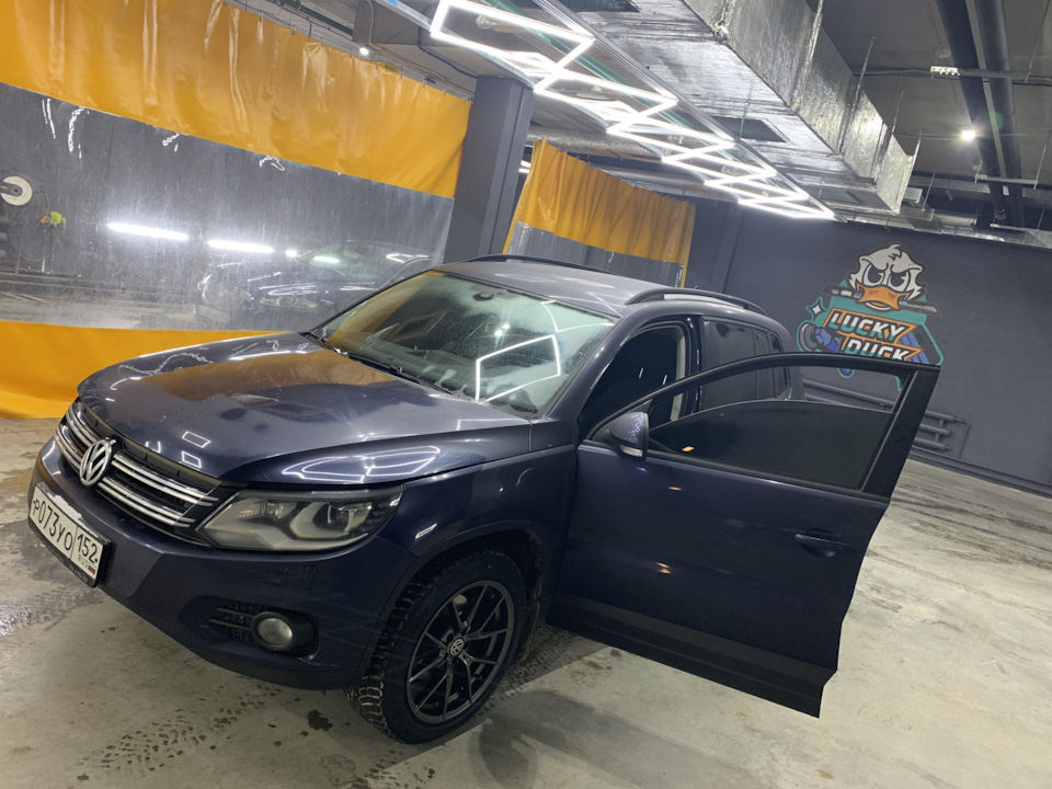 Фото в бортжурнале Volkswagen Tiguan (1G)