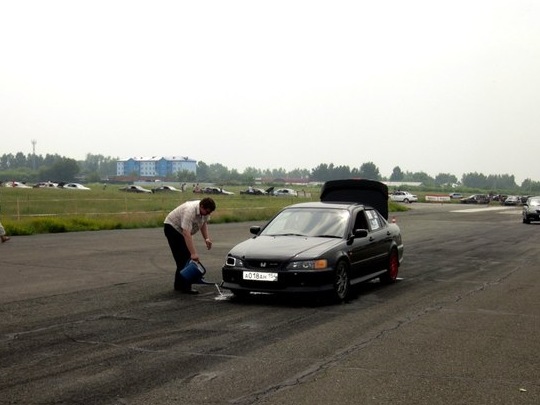 Фото в бортжурнале Honda Accord Euro R (CL1)