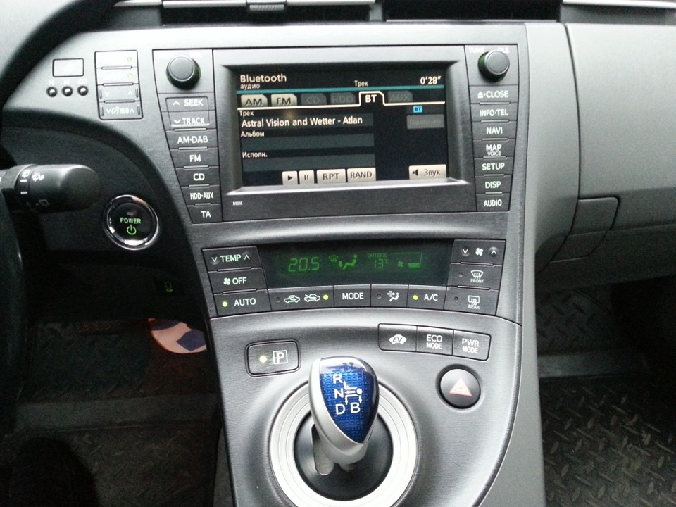Пробный вариант — Toyota Prius (30)