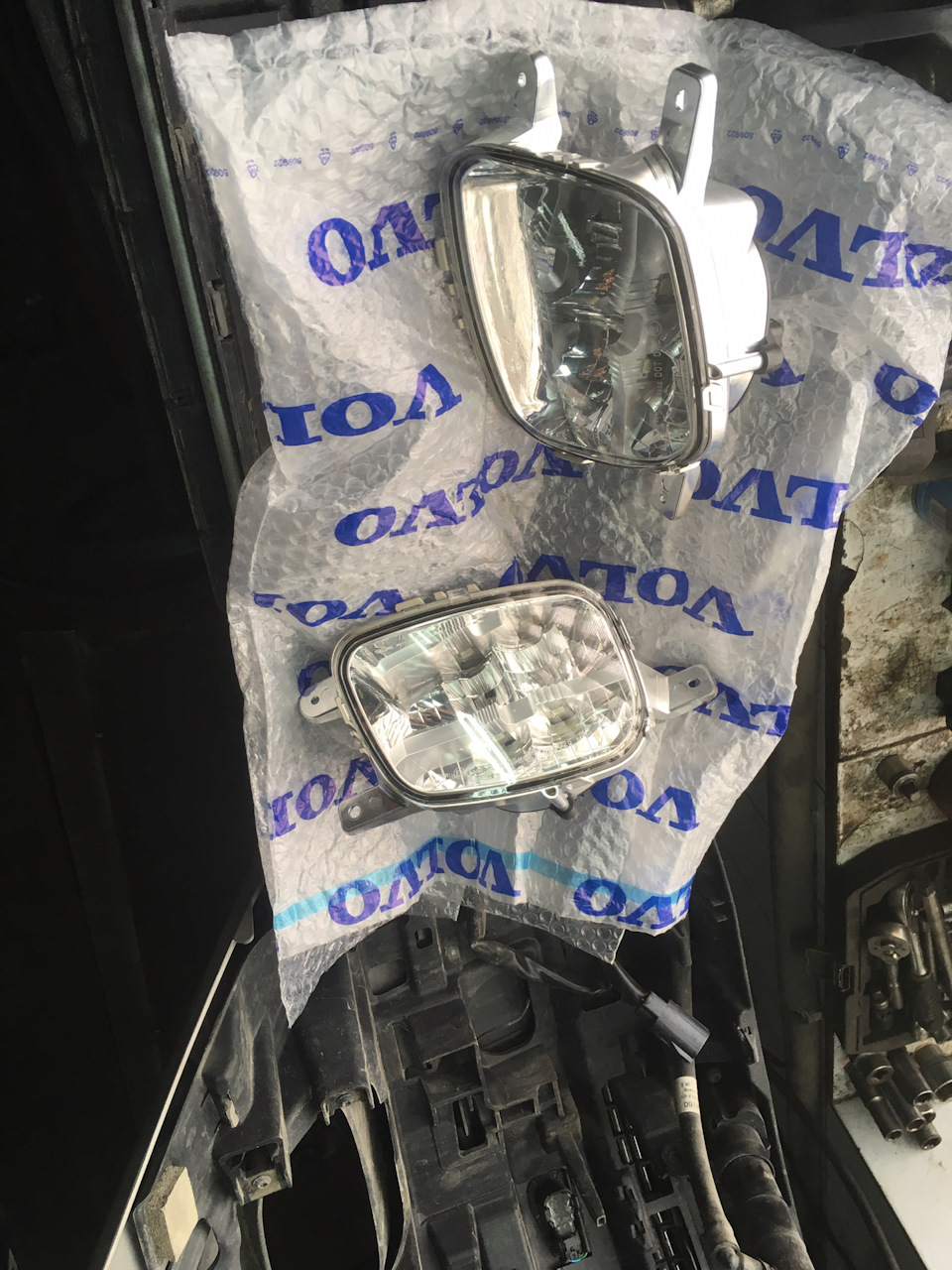 Фото в бортжурнале Volvo XC90 (1G)