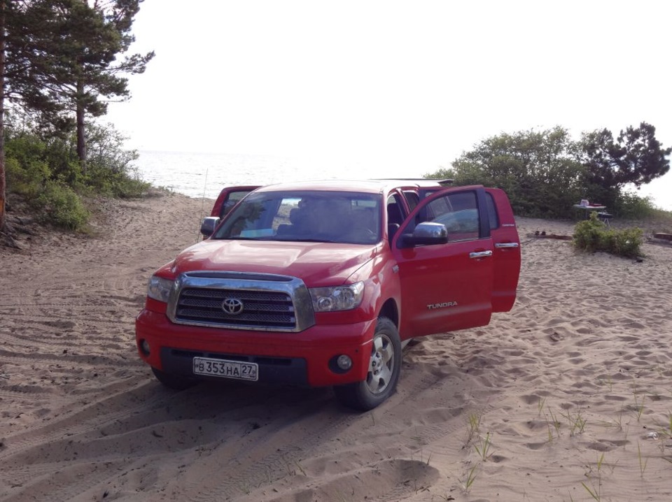 Фото в бортжурнале Toyota Tundra (II)