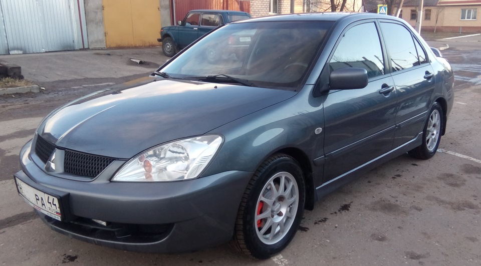 . — Mitsubishi Lancer IX