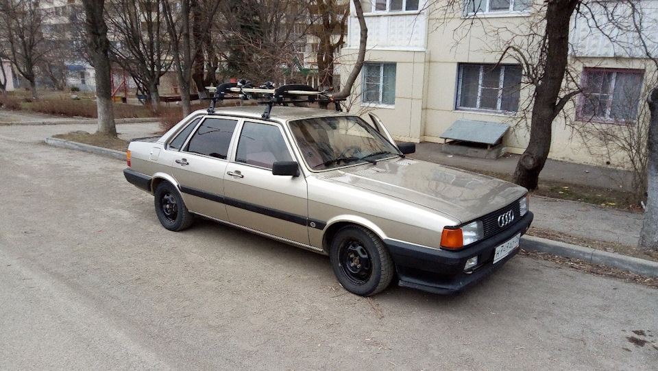 Зима-лук) — Audi 80 (B2)