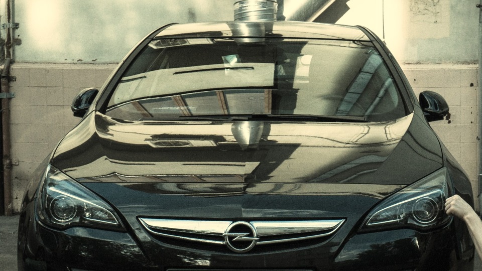 Opel Astra GTC 1.4AT Sport + Premium