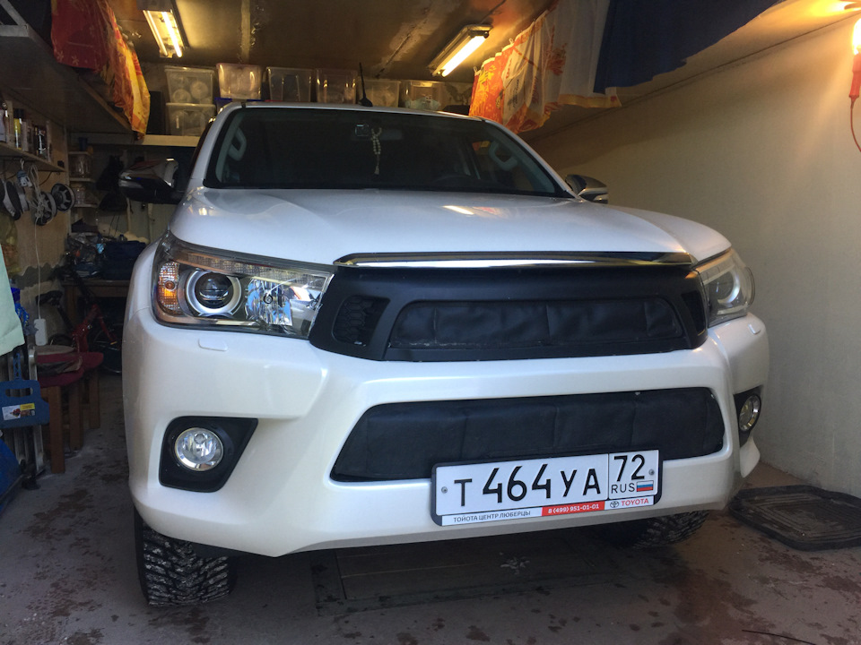 Фото в бортжурнале Toyota Hilux (8G)