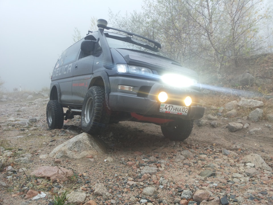 Фото в бортжурнале Mitsubishi Delica (L400)