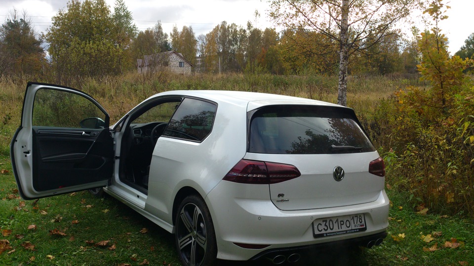 Volkswagen Golf R Белая Киса