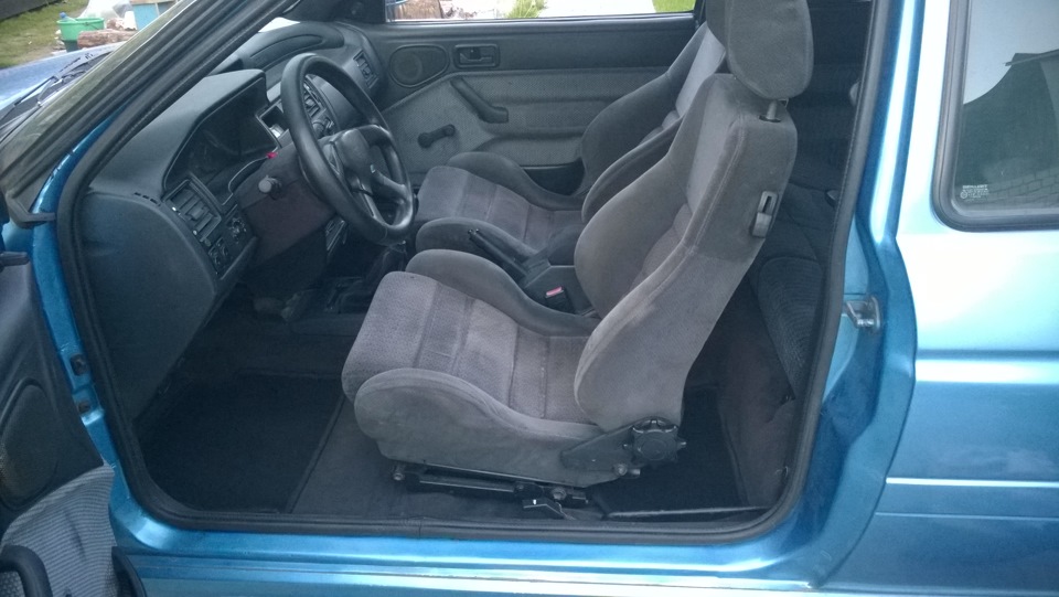Фото в бортжурнале Ford Escort Mk5