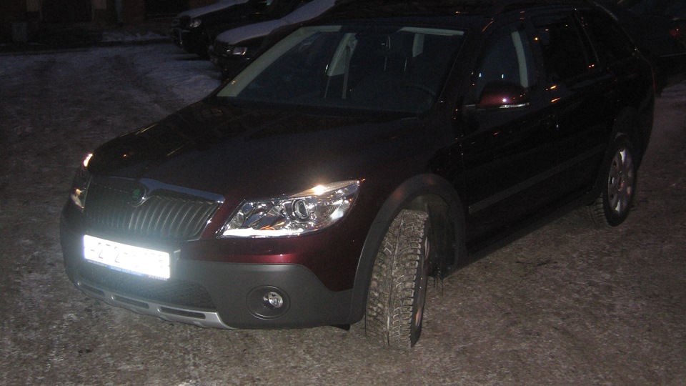 Skoda Octavia Scout пьяная вишня