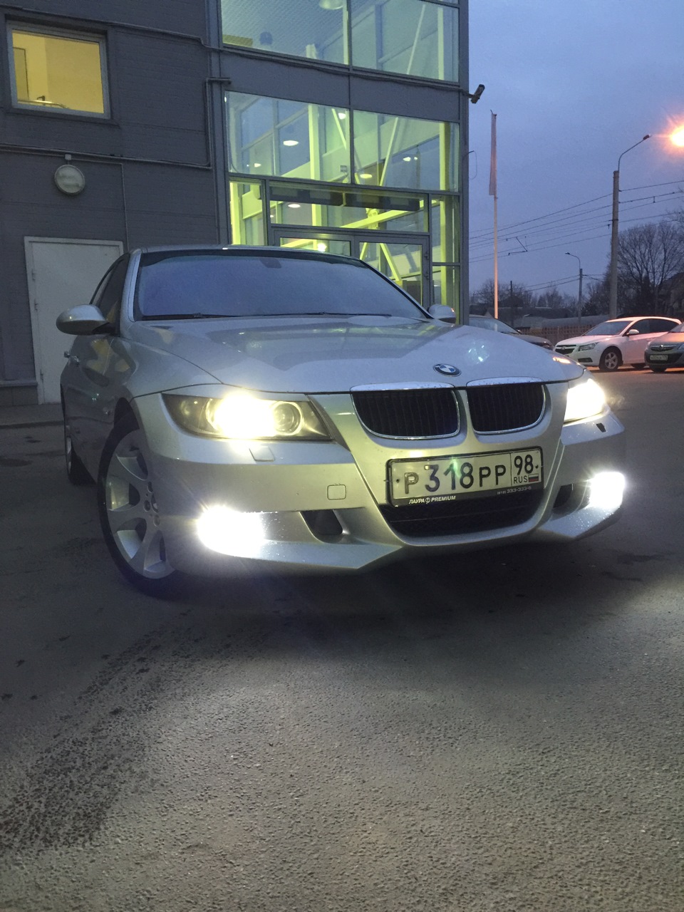 Фото в бортжурнале BMW 3 series (E90)
