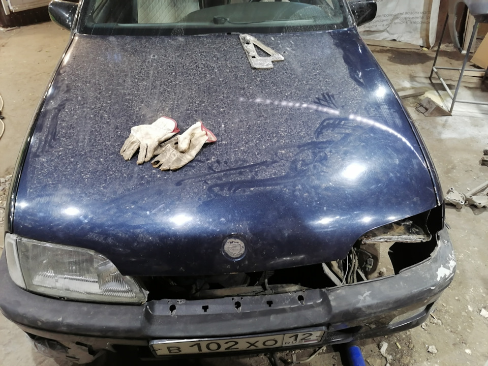 Фото в бортжурнале Opel Omega A. Запчасти на фото: Rotalla 102