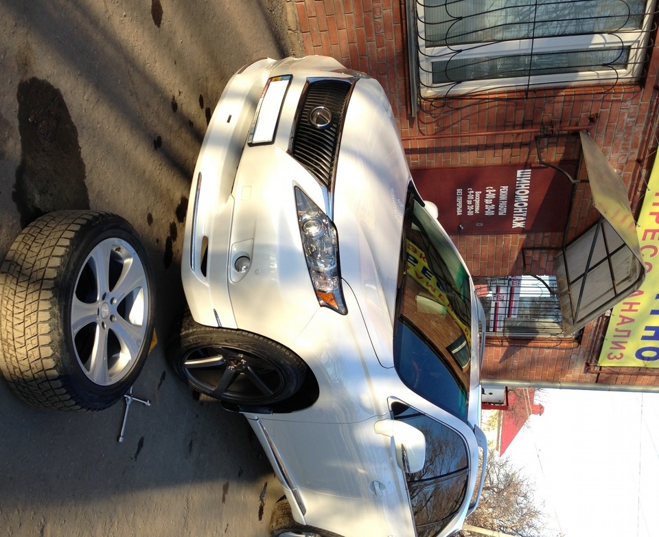Фото в бортжурнале Lexus RX (3G)