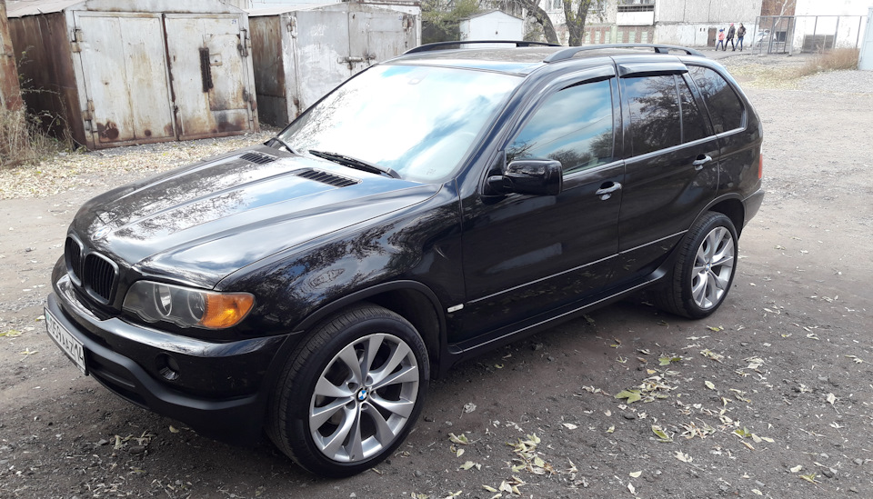 Пластик по наружке стал более насыщеным — BMW X5 (E53)