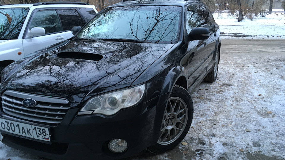 Subaru Outback 3.0R Смокинг
