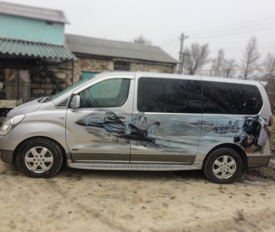 Фото в бортжурнале Hyundai H-1 (2G)