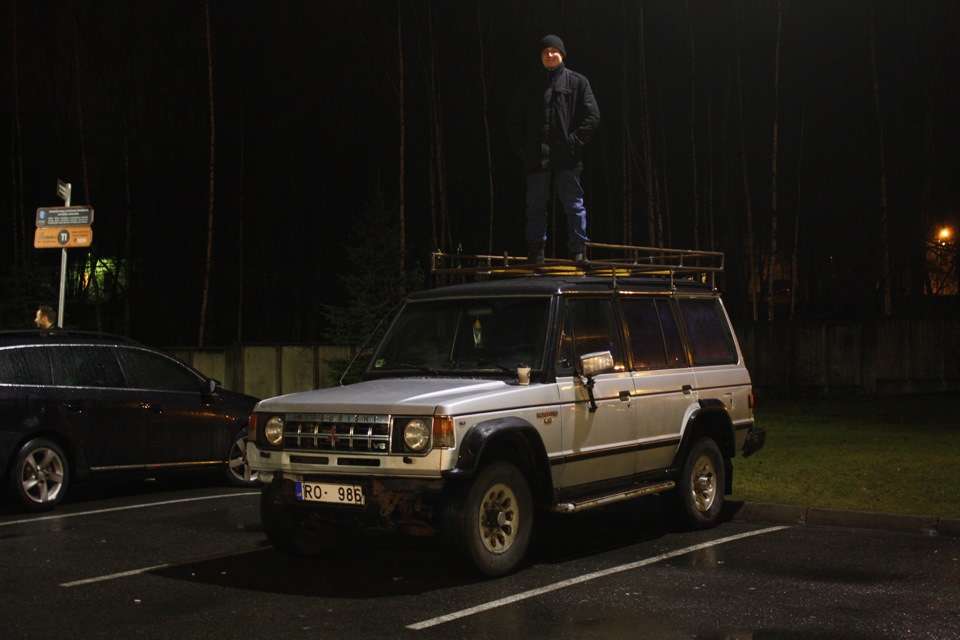 Фото в бортжурнале Mitsubishi Montero I