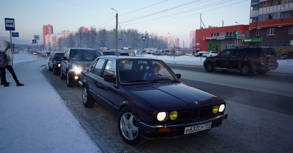 Лицом немного не вышел, так что любуемся только машиной:) — BMW 3 series (E30)