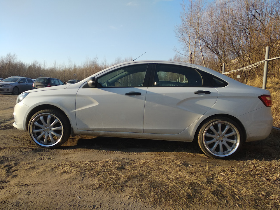 Фото в бортжурнале Lada Vesta (1G)