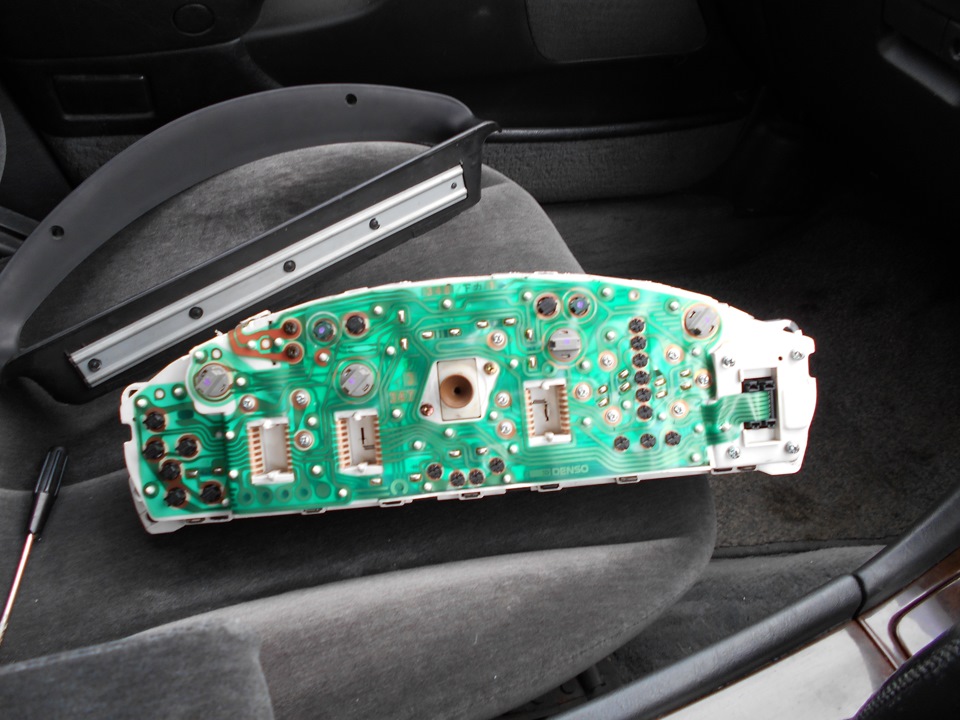 Фото в бортжурнале Mitsubishi Diamante (1G)