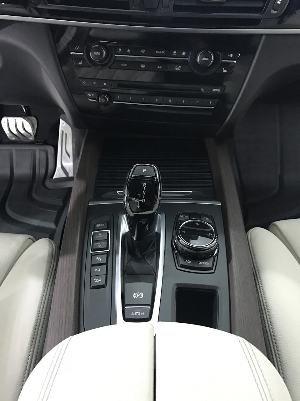 Фото в бортжурнале BMW X5 (F15)