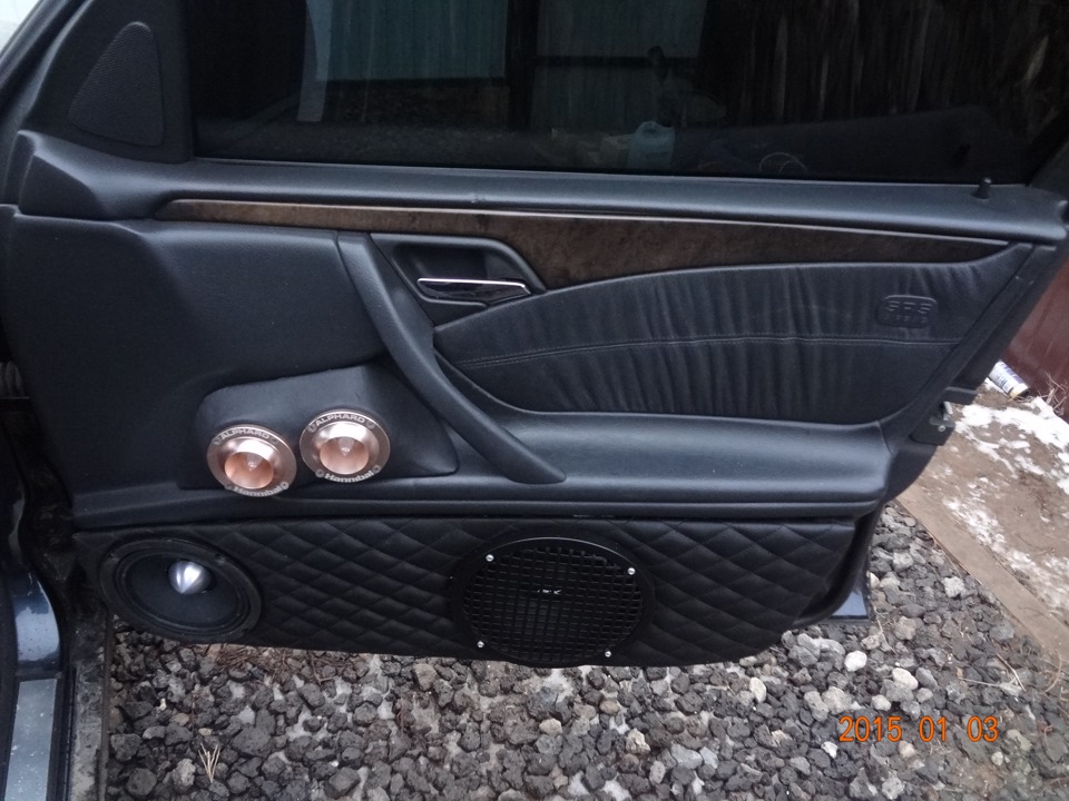 Фото в бортжурнале Mercedes-Benz E-Class (W210)
