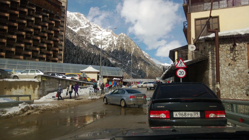 4 — Nissan Maxima QX (A33). Запчасти на фото: Superway A968