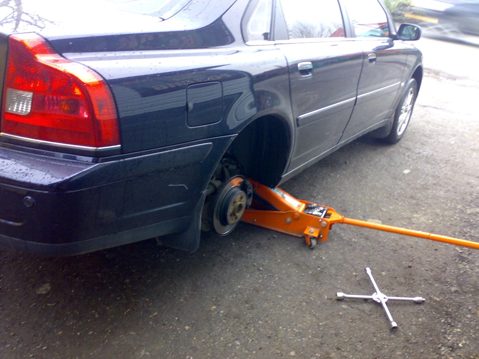Фото в бортжурнале Volvo S80 (1G)