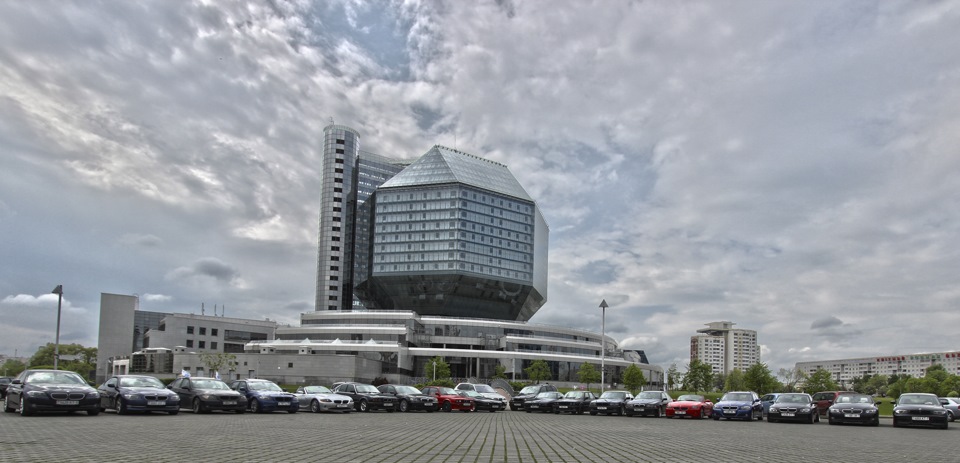 Фото в бортжурнале BMW 7 series (E65/E66)