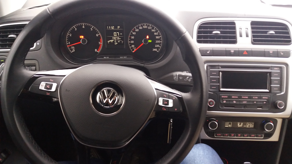 Volkswagen Polo Sedan