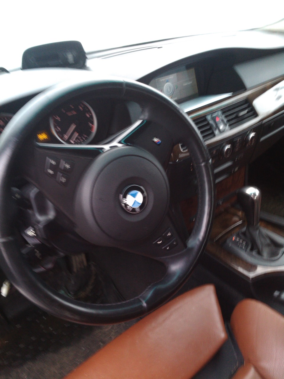 Фото в бортжурнале BMW 5 series (E60)