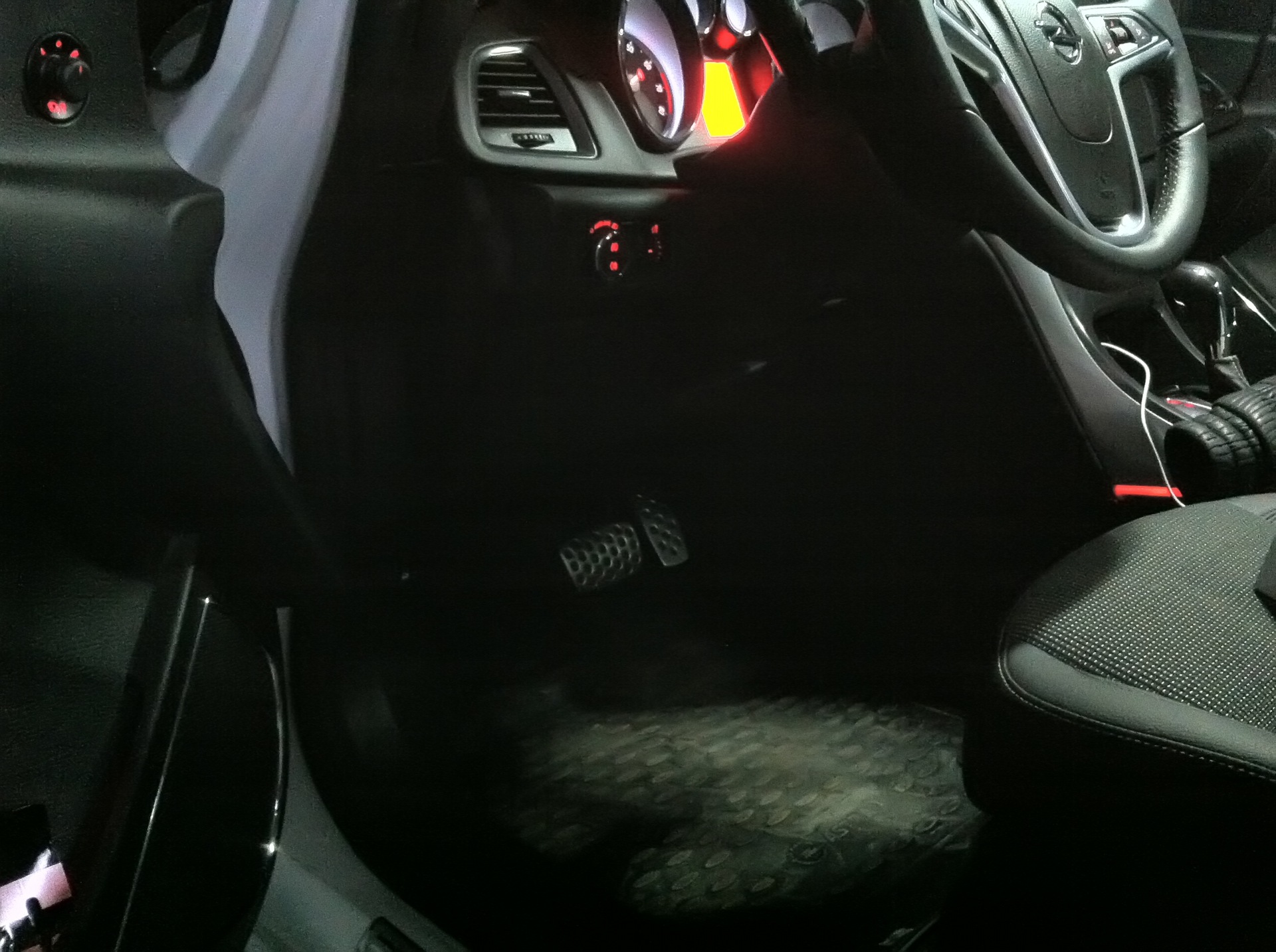 Фото в бортжурнале Opel Astra J