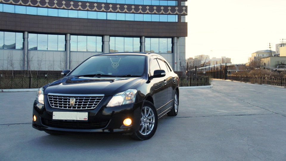 Toyota Premio 2.0 BLVCKカラス G Superior