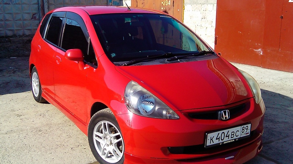 Honda Fit ферари!