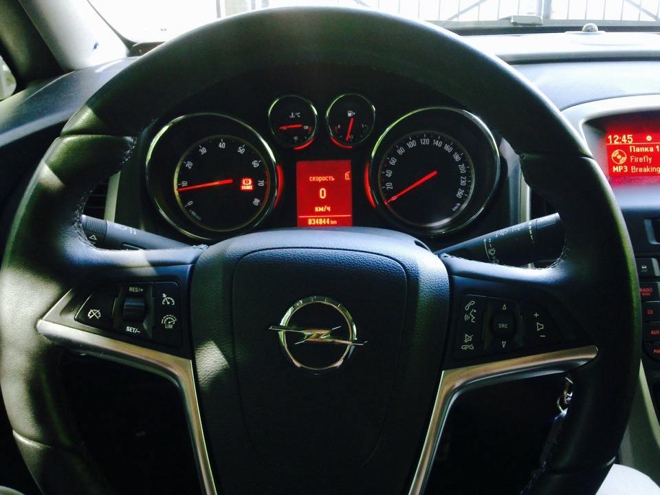 Фото в бортжурнале Opel Astra J