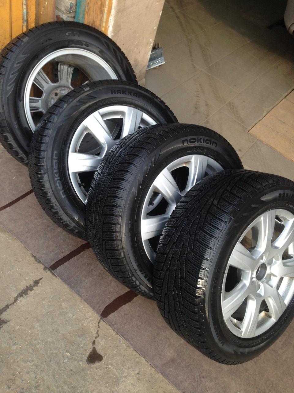 Фото в бортжурнале Audi A4 (B8)