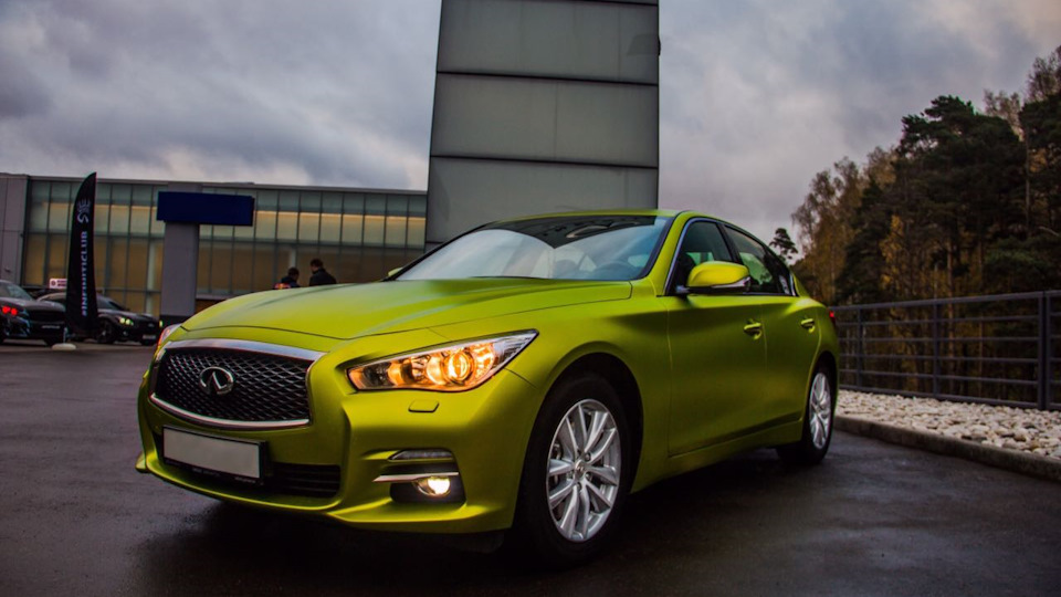 Infiniti Q50 сток 2.0