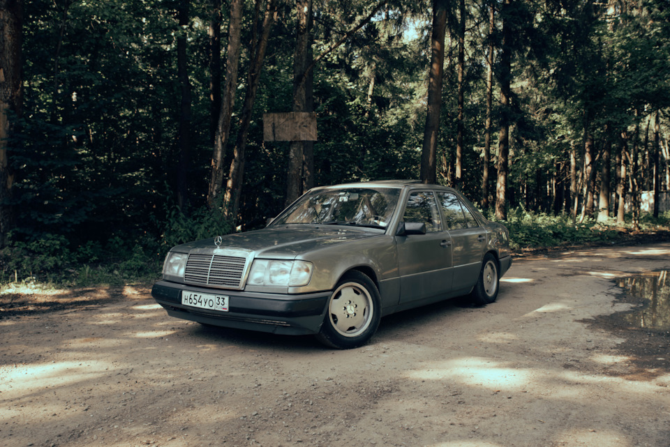 Фото в бортжурнале Mercedes-Benz E-Class (W124)