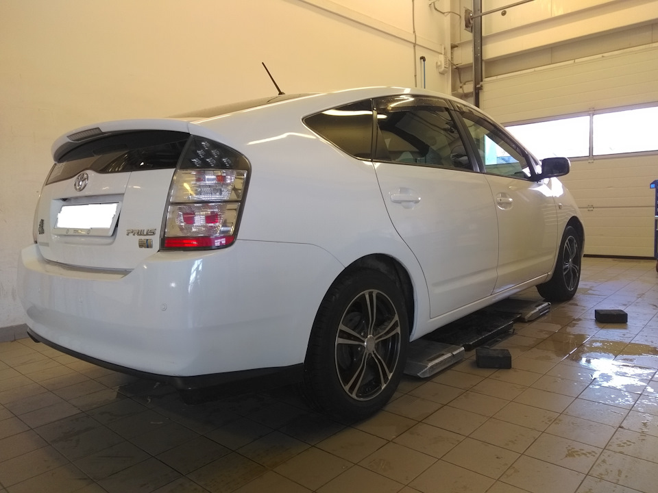относительно неплохо — Toyota Prius (20)